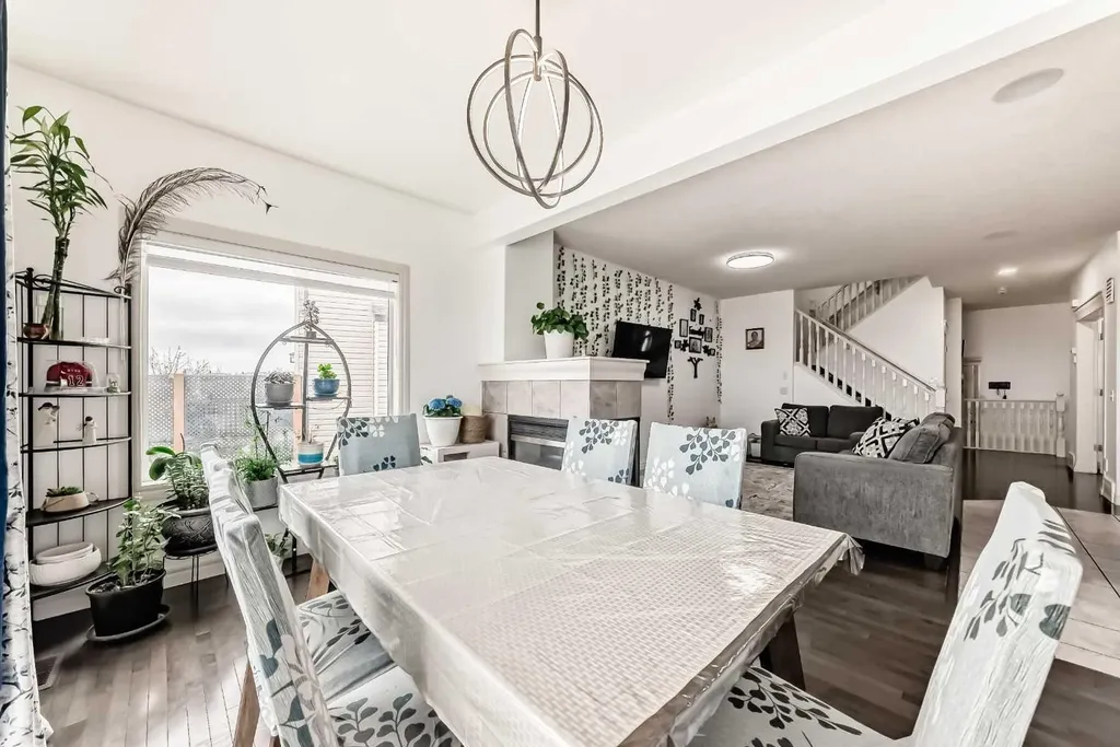 58 Bridleridge Green SW Calgary AB T2Y 0E4