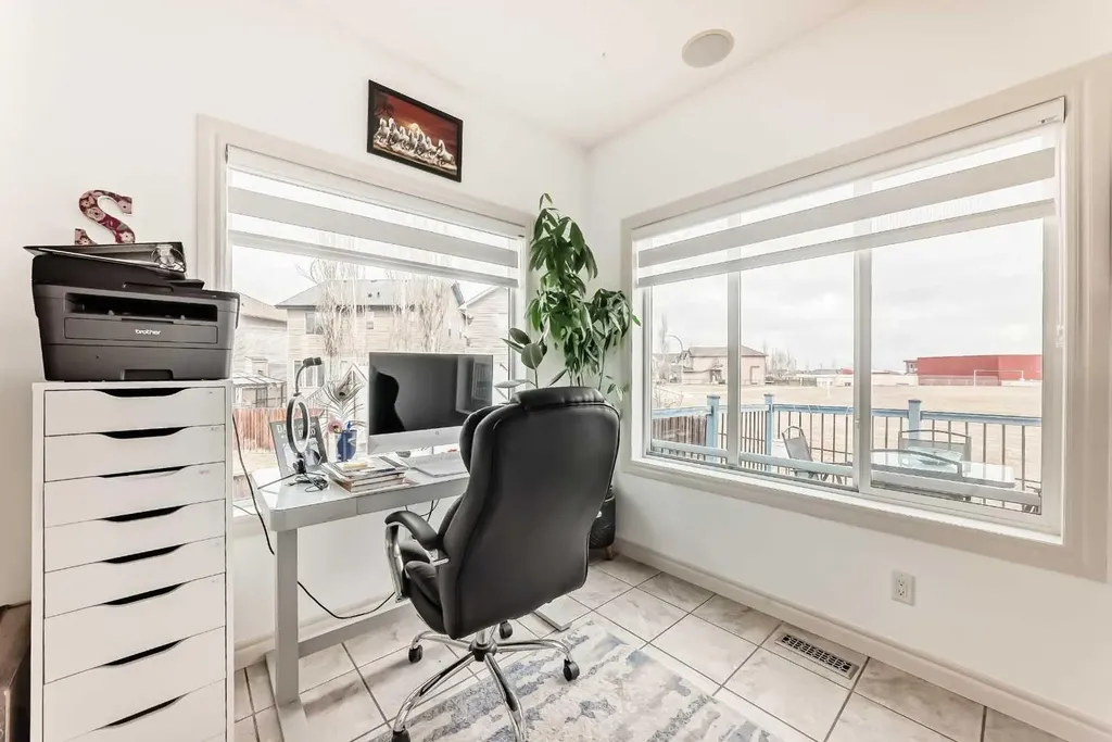58 Bridleridge Green SW Calgary AB T2Y 0E4