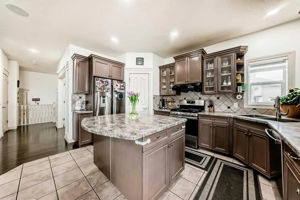 58 Bridleridge Green SW Calgary AB T2Y 0E4