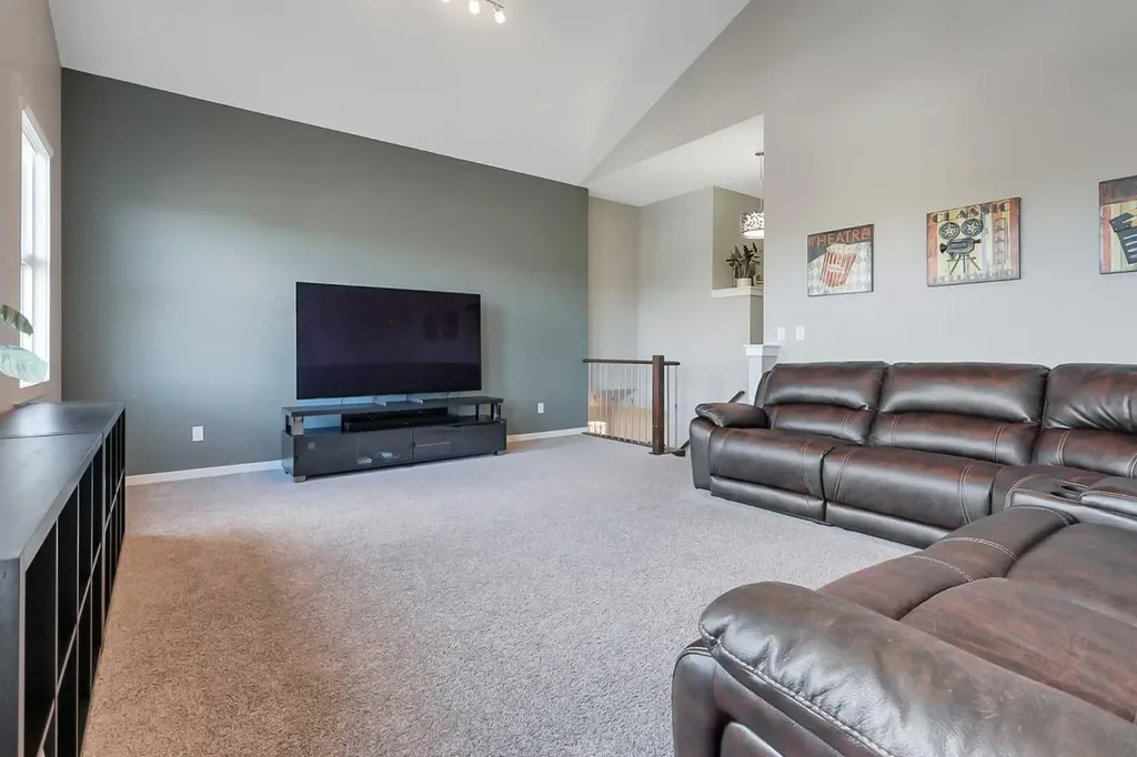 138 Lalor Drive Red Deer AB T4R 0R5