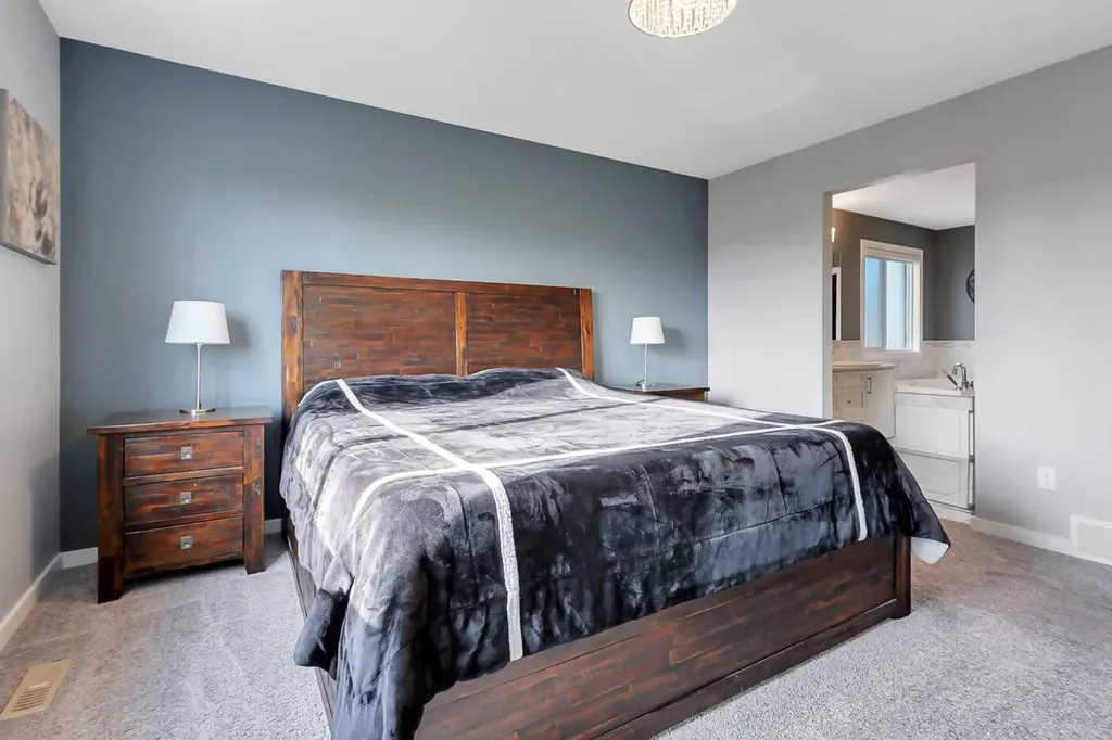 138 Lalor Drive Red Deer AB T4R 0R5