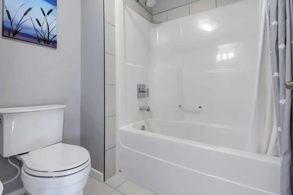 138 Lalor Drive Red Deer AB T4R 0R5