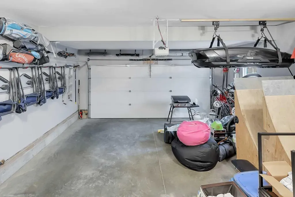 138 Lalor Drive Red Deer AB T4R 0R5