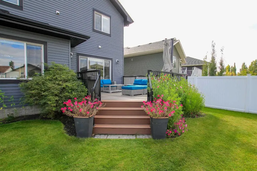 138 Lalor Drive Red Deer AB T4R 0R5