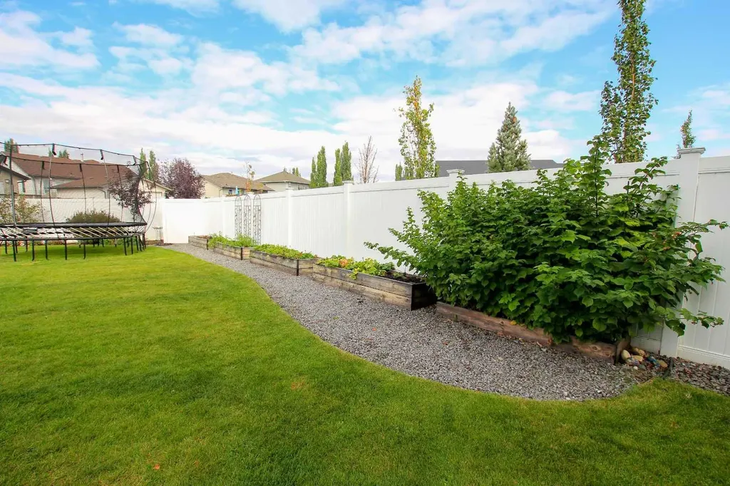138 Lalor Drive Red Deer AB T4R 0R5