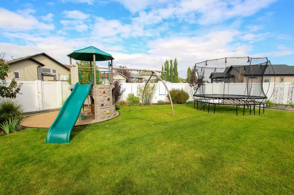 138 Lalor Drive Red Deer AB T4R 0R5