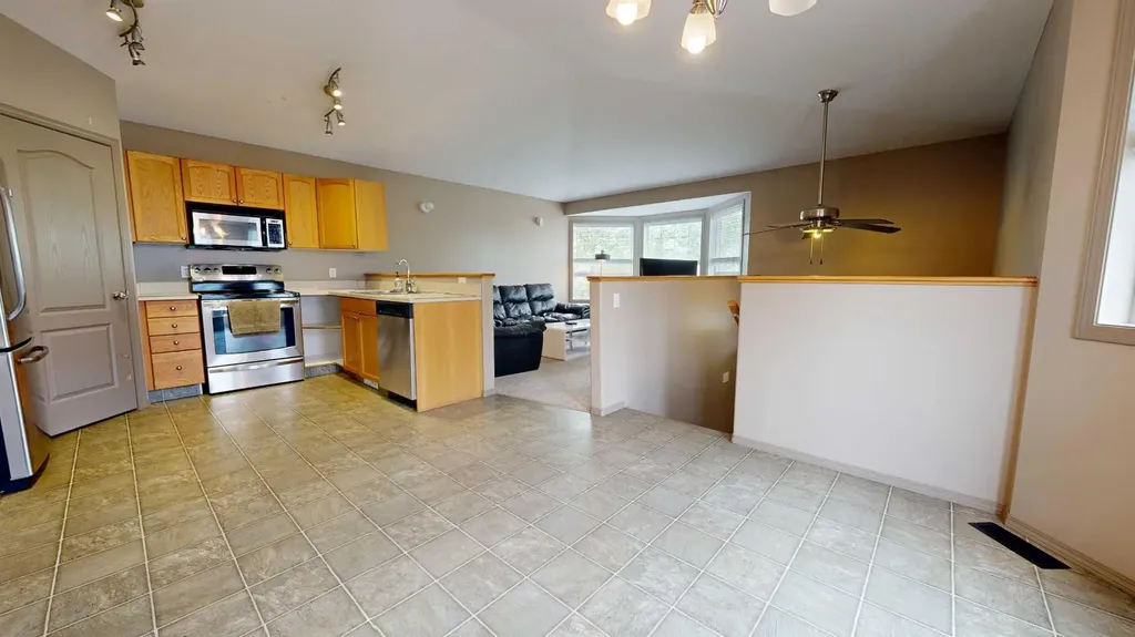 6322 88a Street Grande Prairie AB T8W 2V3