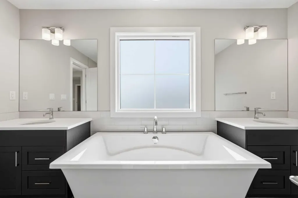 201 Cooperswood Green SW Airdrie AB T3B3Y6