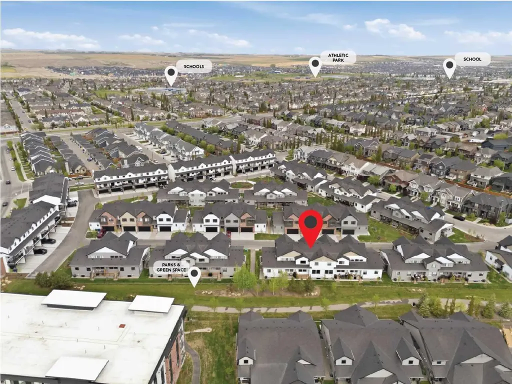 201 Cooperswood Green SW Airdrie AB T3B3Y6