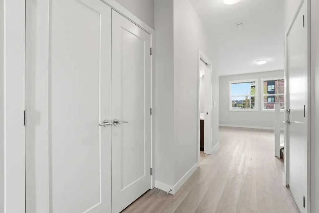 201 Cooperswood Green SW Airdrie AB T3B3Y6