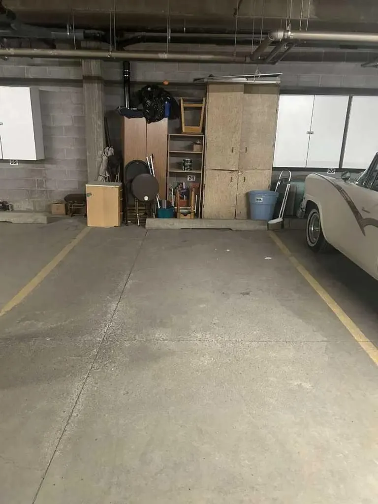 305 1 Avenue NW Airdrie AB T4B 2M5