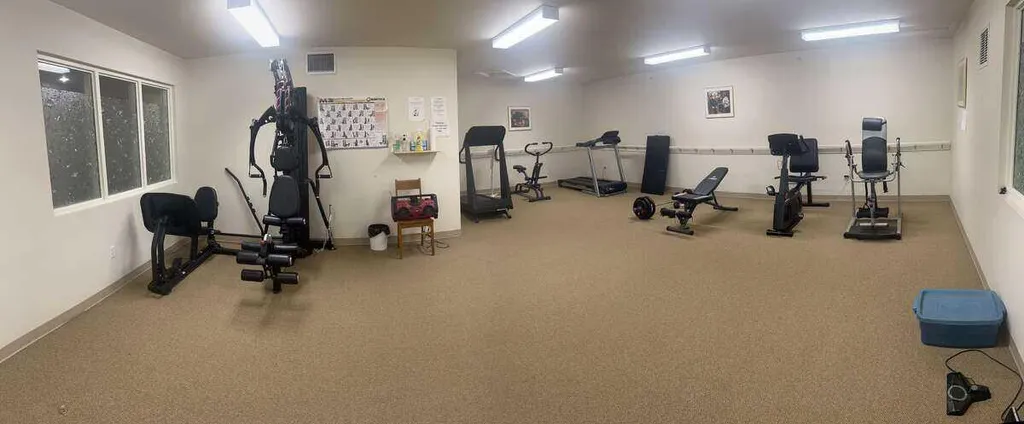 305 1 Avenue NW Airdrie AB T4B 2M5