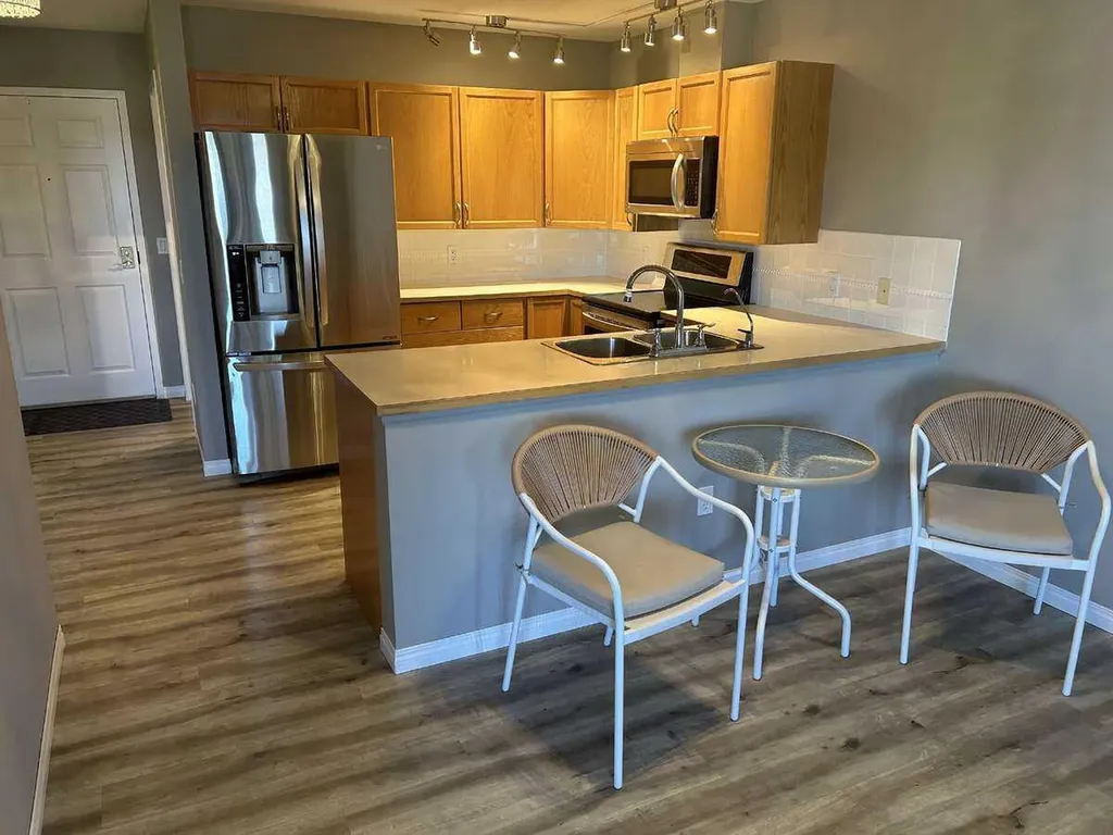 305 1 Avenue NW Airdrie AB T4B 2M5