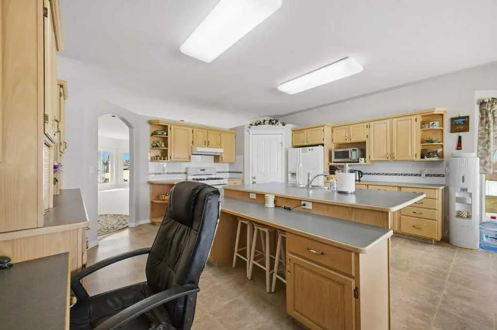54 Lord Close Red Deer AB T4R 2R8