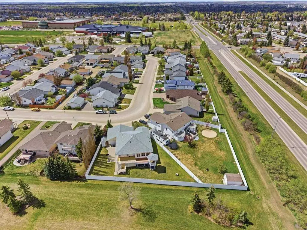 54 Lord Close Red Deer AB T4R 2R8