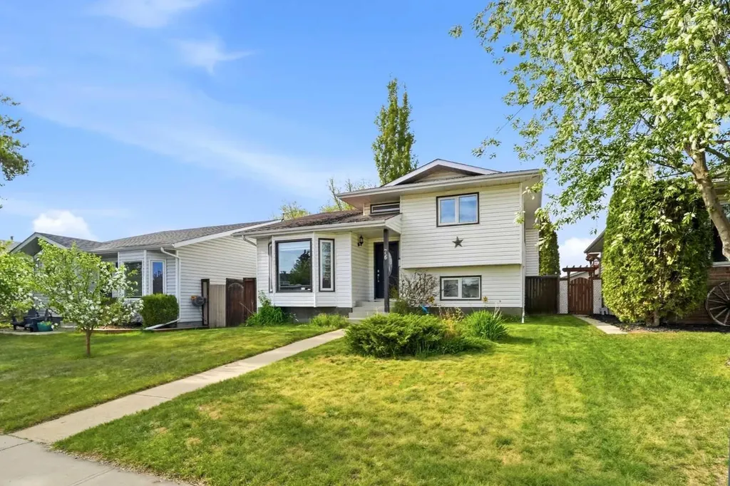 76 Dixon Crescent Red Deer AB T4R 2H5