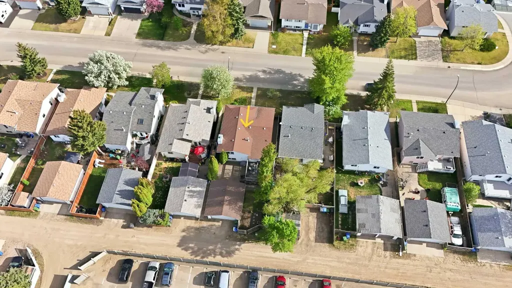 76 Dixon Crescent Red Deer AB T4R 2H5
