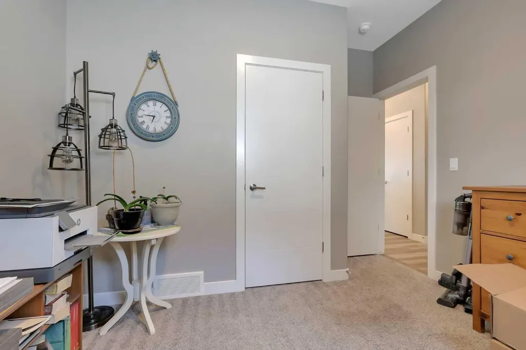 68 Windermere Close Red Deer AB T4N 2J8