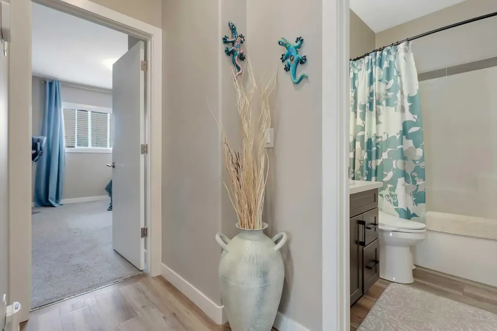 68 Windermere Close Red Deer AB T4N 2J8