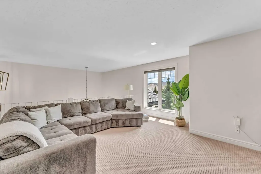 242 Desert Blume Drive Desert Blume AB T1B 0H6