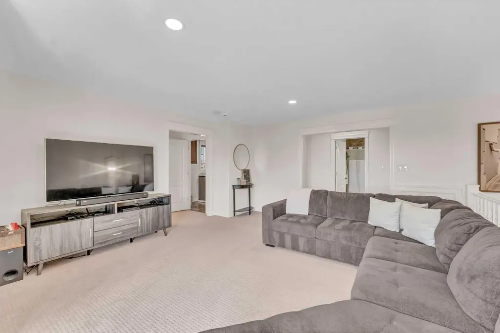 242 Desert Blume Drive Desert Blume AB T1B 0H6