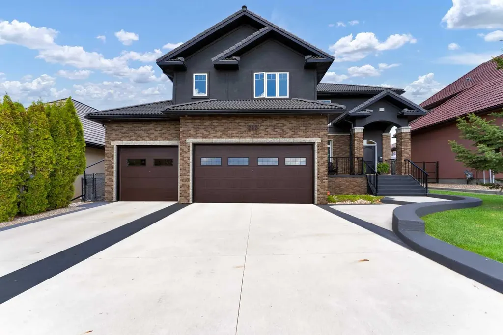 242 Desert Blume Drive Desert Blume AB T1B 0H6