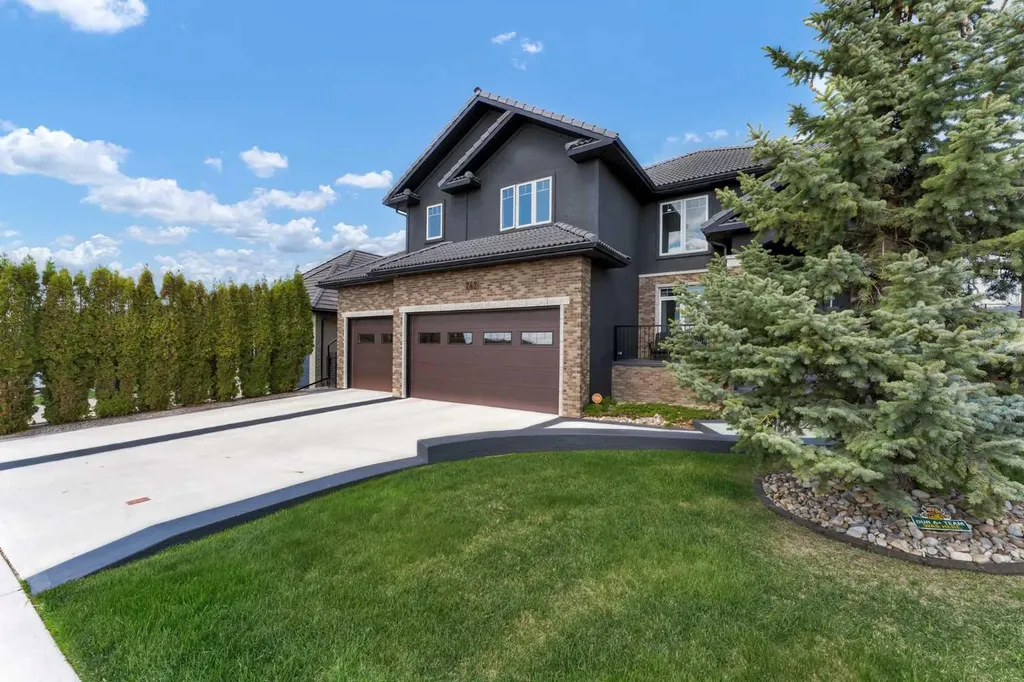242 Desert Blume Drive Desert Blume AB T1B 0H6