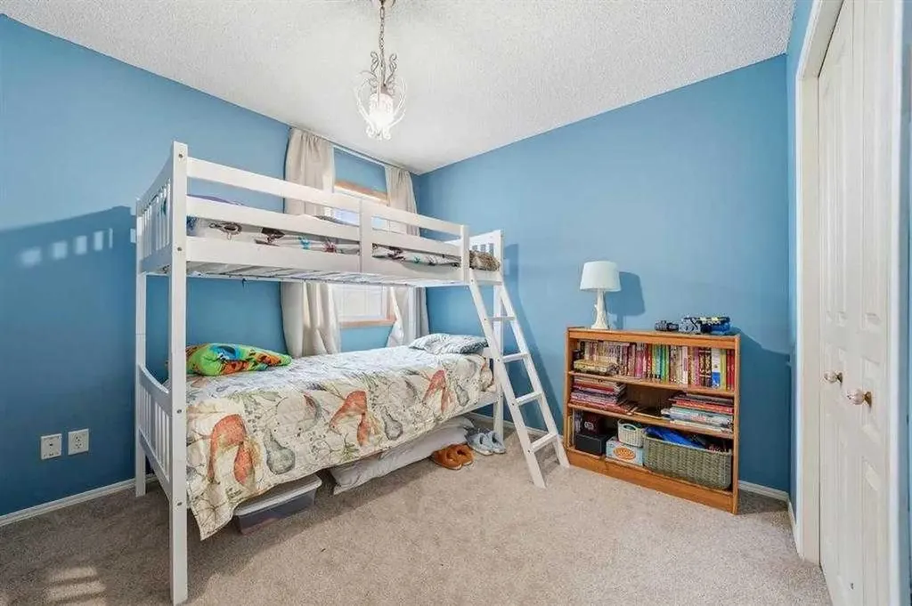 62 New Brighton Circle SE Calgary AB T2Z 4B3