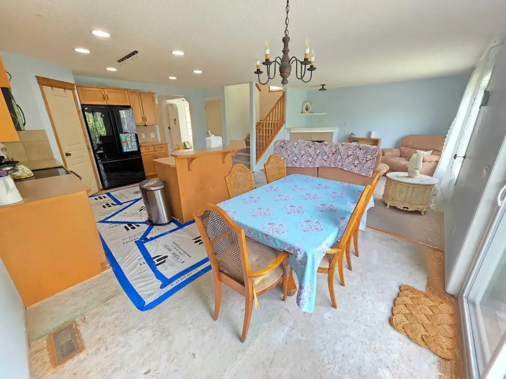 62 New Brighton Circle SE Calgary AB T2Z 4B3