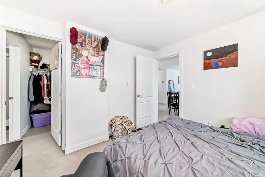 303 13 Avenue SW Calgary AB T2R 0Y9
