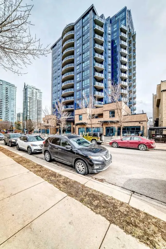 303 13 Avenue SW Calgary AB T2R 0Y9