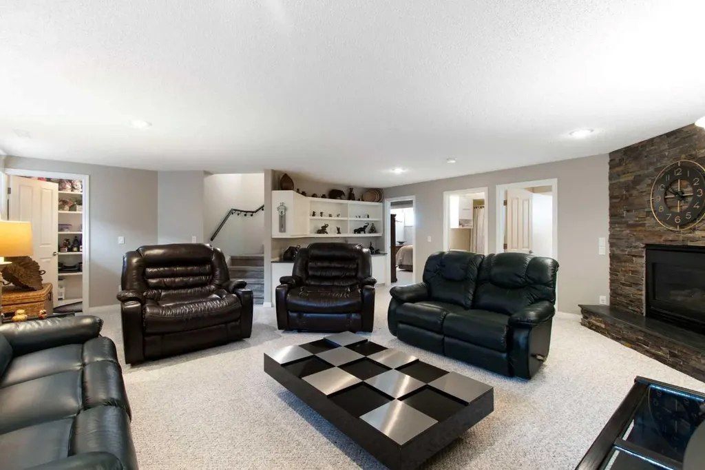 654 Lakeside Drive Rural Vulcan County AB T0B2R0
