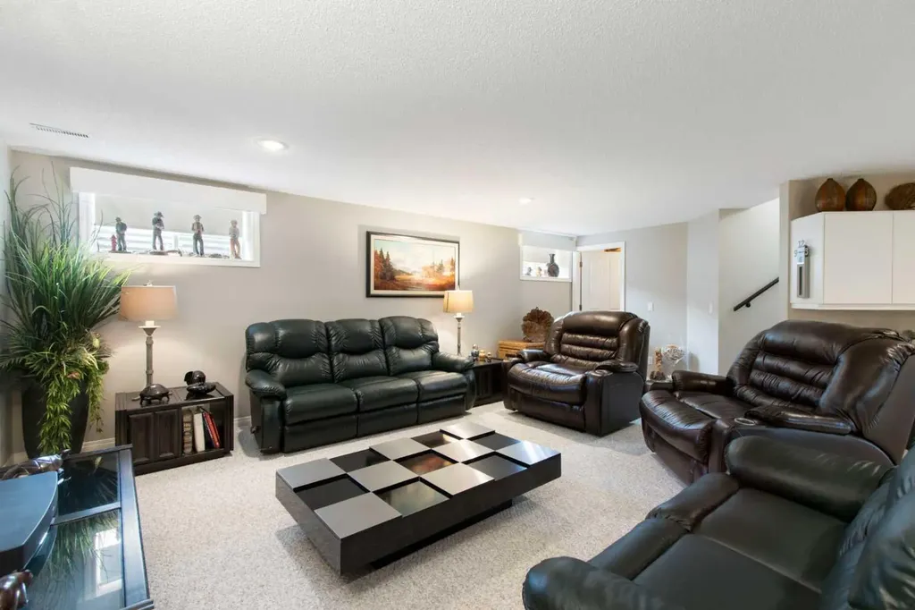 654 Lakeside Drive Rural Vulcan County AB T0B2R0