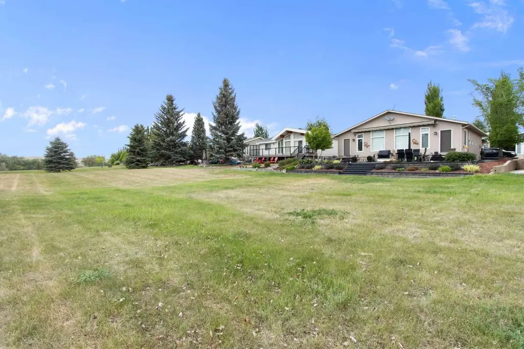 654 Lakeside Drive Rural Vulcan County AB T0B2R0