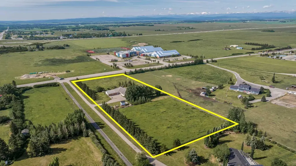 33022 Township Road 250 Rural Rocky View County AB T3Z 1L9