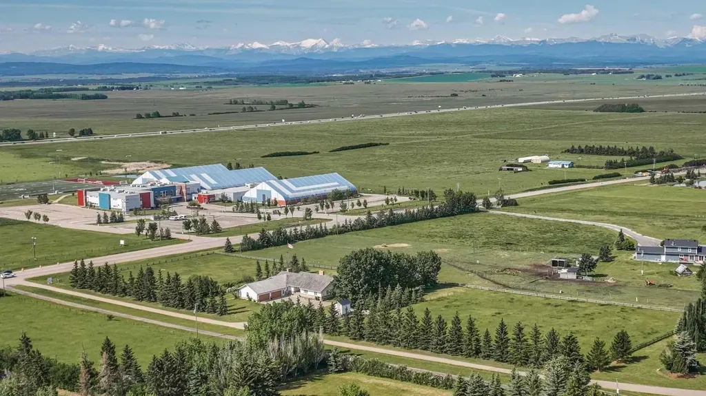 33022 Township Road 250 Rural Rocky View County AB T3Z 1L9