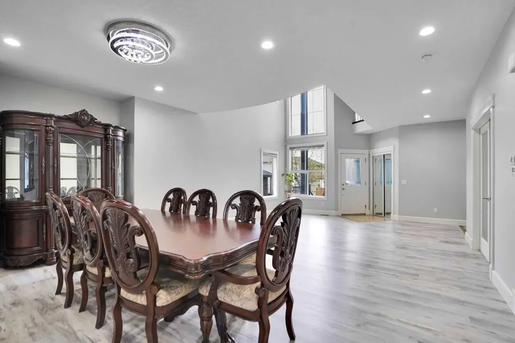 265 Saddlelake Drive NE Calgary AB T3J 0N8