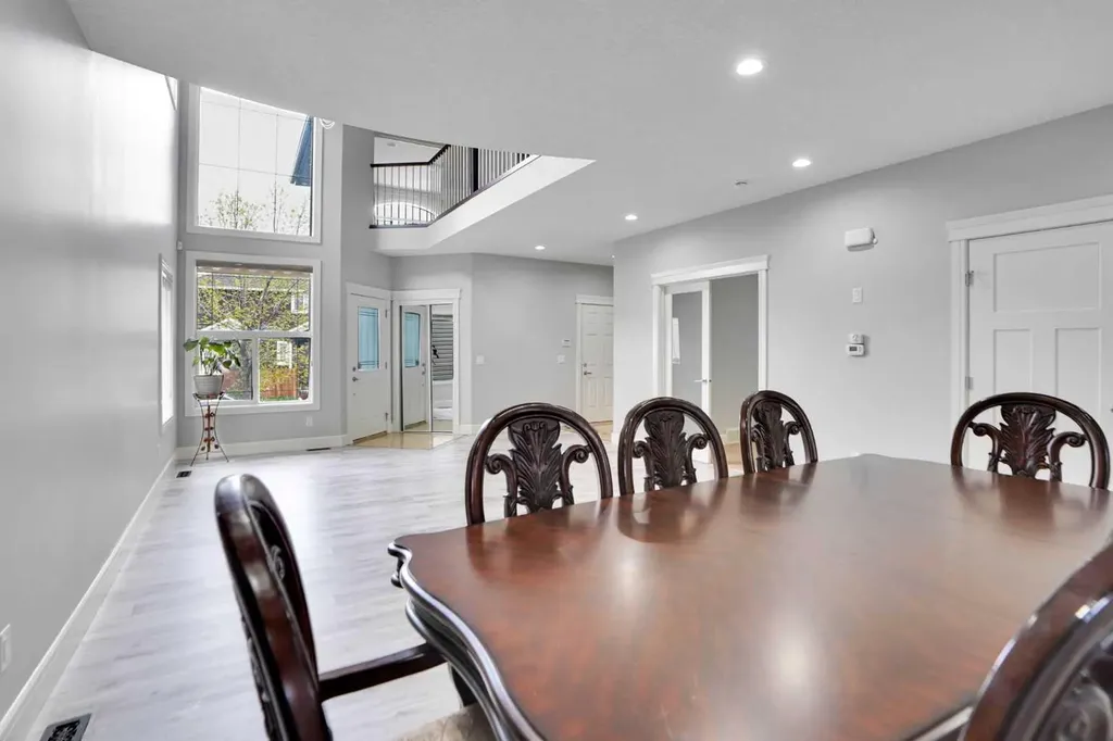 265 Saddlelake Drive NE Calgary AB T3J 0N8