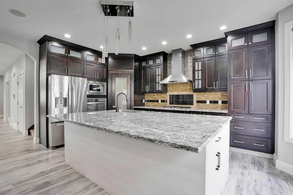 265 Saddlelake Drive NE Calgary AB T3J 0N8