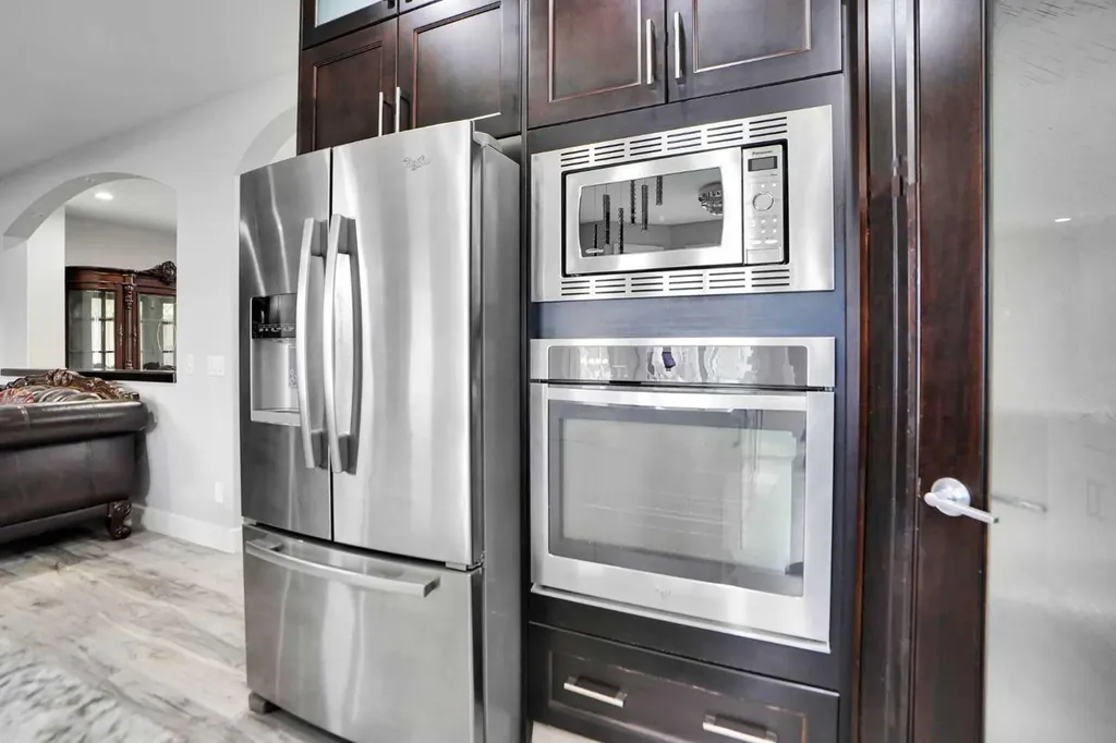 265 Saddlelake Drive NE Calgary AB T3J 0N8