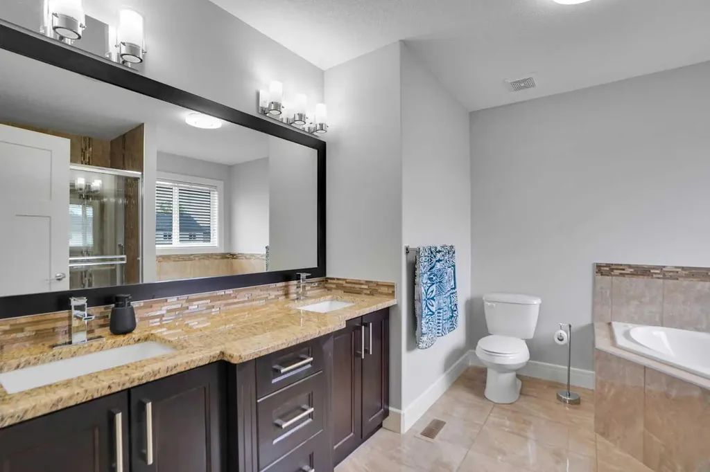 265 Saddlelake Drive NE Calgary AB T3J 0N8