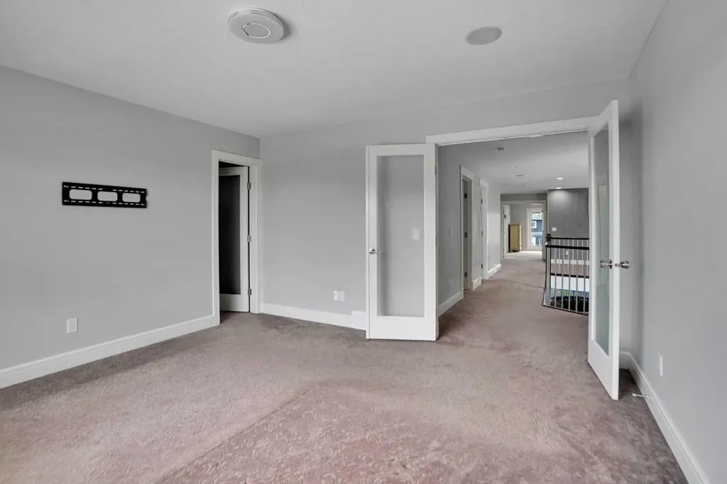 265 Saddlelake Drive NE Calgary AB T3J 0N8