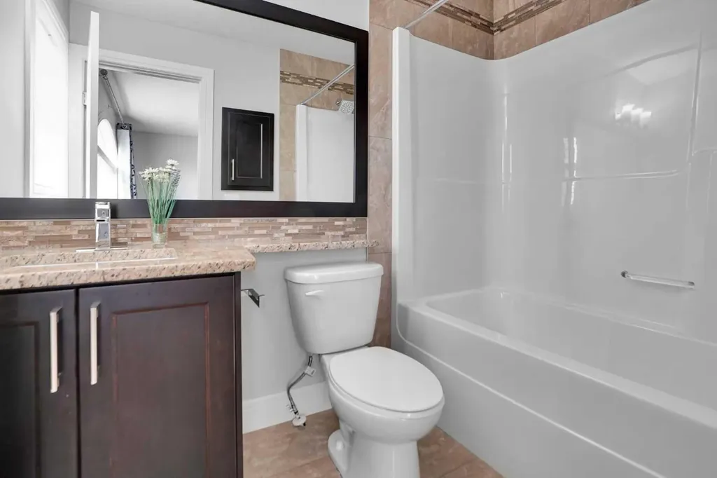 265 Saddlelake Drive NE Calgary AB T3J 0N8