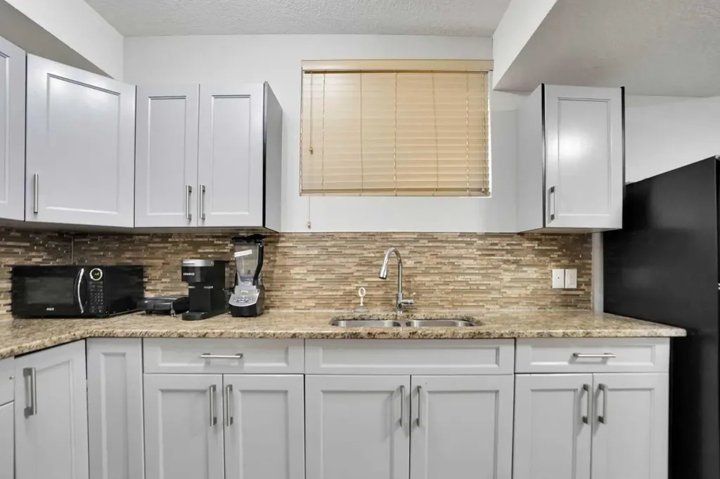 265 Saddlelake Drive NE Calgary AB T3J 0N8