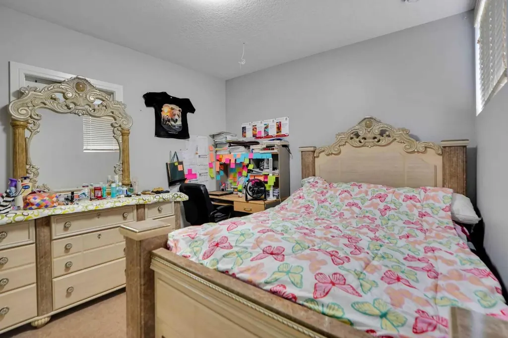 265 Saddlelake Drive NE Calgary AB T3J 0N8
