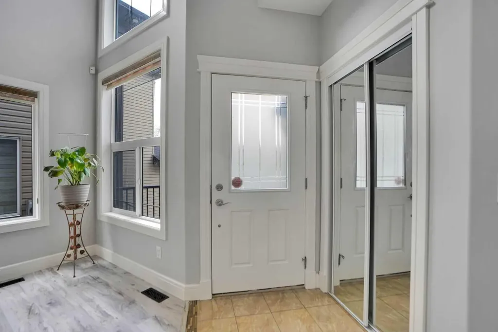 265 Saddlelake Drive NE Calgary AB T3J 0N8