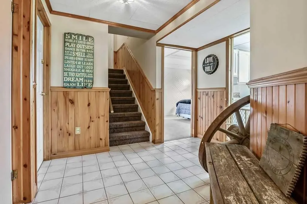 42239 Weedon Trail Rural Rocky View County AB T4C 3A2