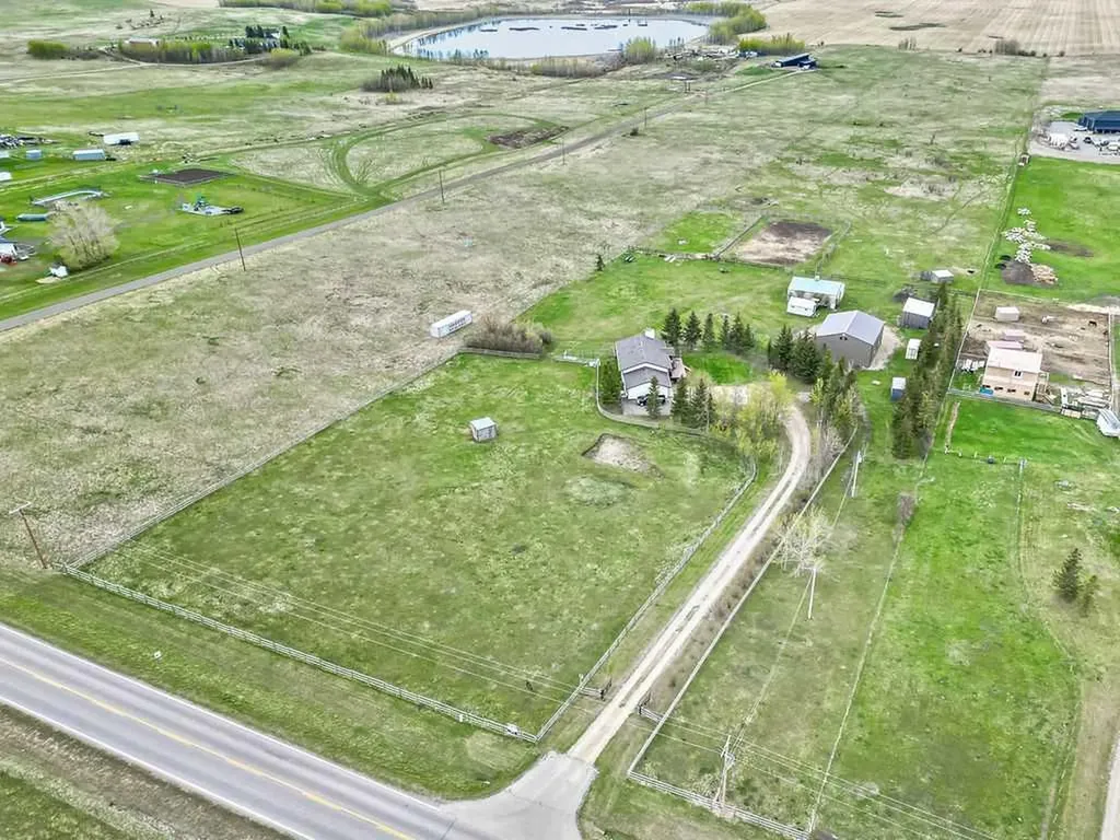 42239 Weedon Trail Rural Rocky View County AB T4C 3A2