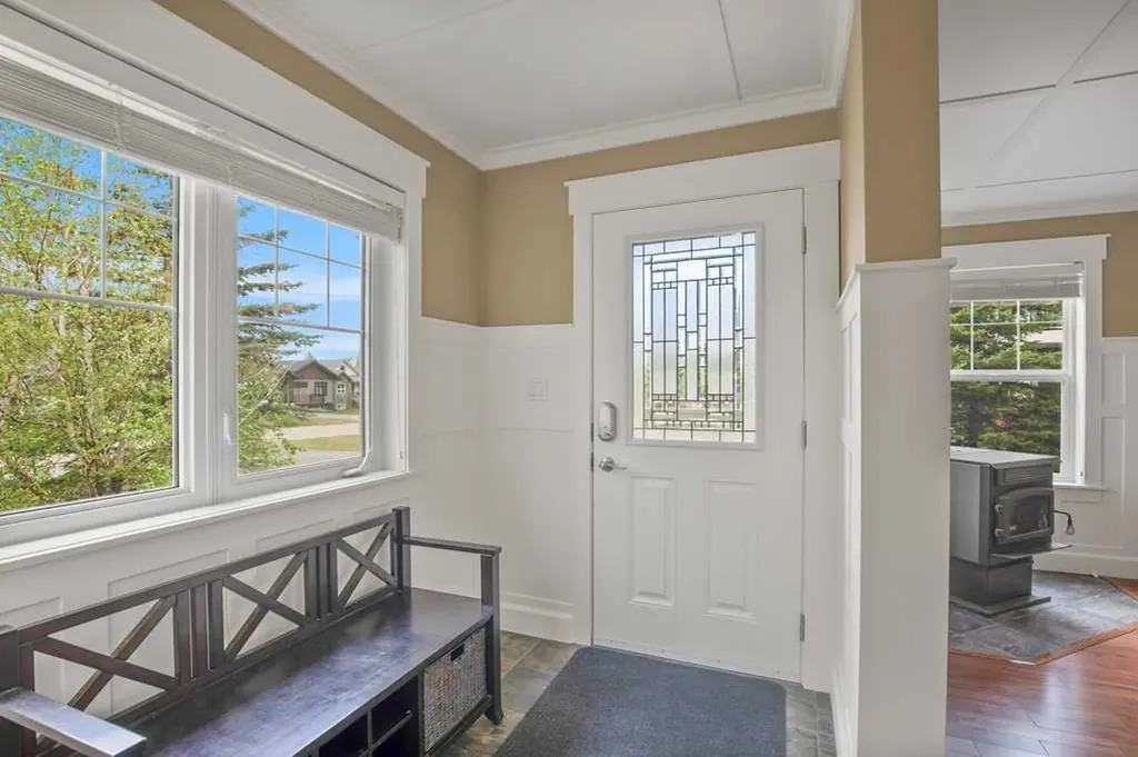 241 Canal Street Rural Ponoka County AB T4L 2N3