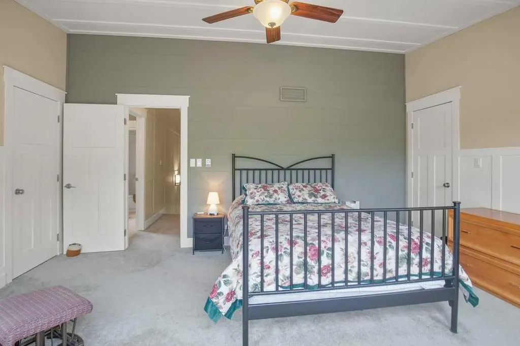 241 Canal Street Rural Ponoka County AB T4L 2N3
